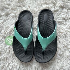 Funky Monkey Womens Flip Flops Arch Support New With Tags Size 8